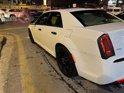 کرایسلەر 300